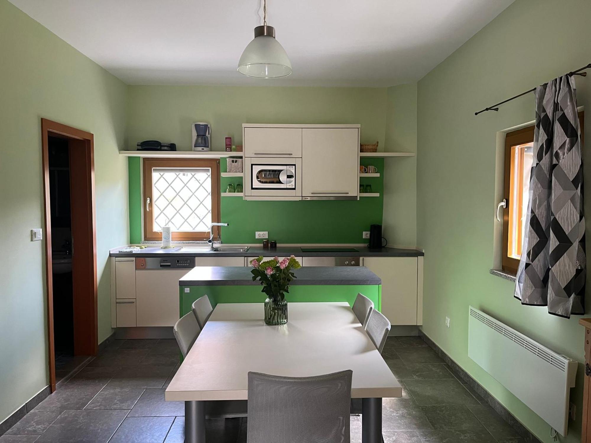 Pocitniska Hisa Pri Kustrcu Apartment Grahovo ob Baci Екстериор снимка