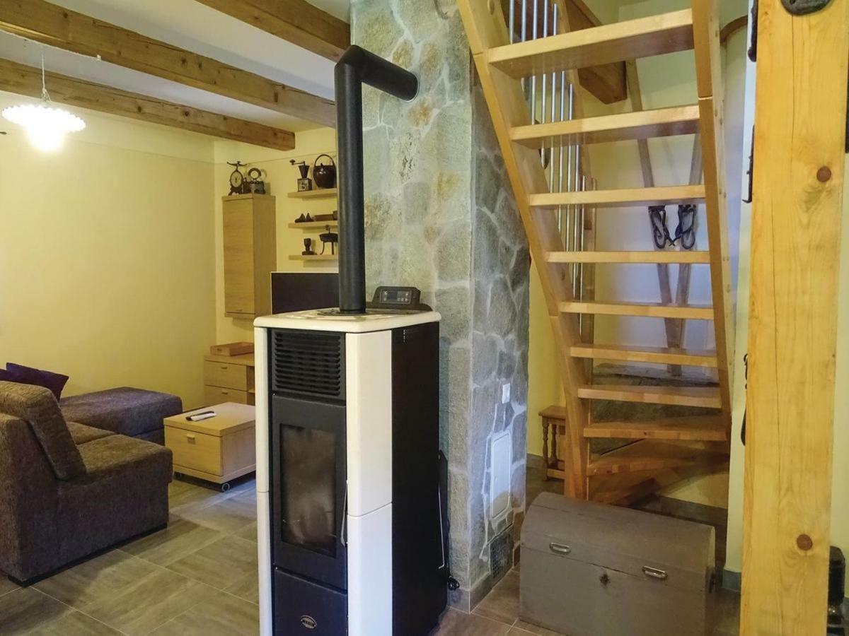 Pocitniska Hisa Pri Kustrcu Apartment Grahovo ob Baci Екстериор снимка